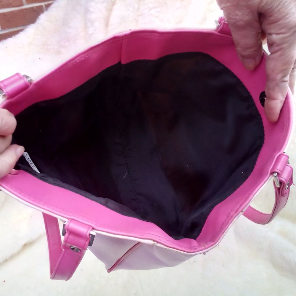 Handbag - Picture 4 of 5
